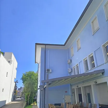 Vendégház Serena